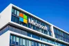 Apple को पीछे छोड़ दुनिया की सबसे कीमती कंपनी बनी Microsoft; AI ने कीमत बढ़ाई