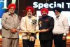 गतके को बढ़ावा देने के लिए हरजीत ग्रेवाल 'सिख अचीवर्स अवार्ड' से सम्मानित