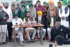 किसानों ने दिल्ली कूच टाला - केंद्र सरकार 14 फरवरी से पहले मीटिंग करे - पंधेर