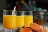 हल्दी के पानी से चेहरा कैसे साफ करें? चमक जाएगा चेहरा 