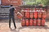 पेट्रोल-डीजल के बाद अब LPG सिलेंडर भी हुआ महंगा
