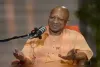 सीएम योगी आदित्यनाथ का मुसलमानों को संदेश: 'सड़कें नमाज के लिए नहीं हैं