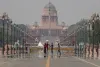 दिल्ली में भीषण गर्मी की चेतावनी, तापमान 45 डिग्री सेल्सियस के पार, मौसम विभाग ने जारी किया रेड अलर्ट