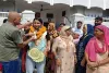 वल्र्ड कप विजेता पूजा बोहरा पहुंची भिवानी फूल मालाओं के साथ हुआ स्वागत 