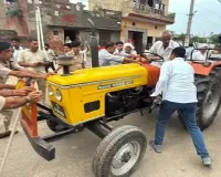 Clash Erupts Between Farmers and Police in Hansi Over CM's Flag Hoisting Event; SP and Several Farmers Injured