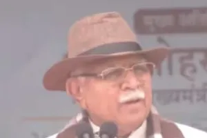 सीएम मनोहर लाल ने किया ध्वजारोहण; कहा भाजपा सरकार वचन की पक्की