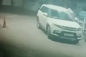 आदमपुर में पेट्रोल पंप पर हुई फायरिंग, मंडी के आढ़ती को गोली मार कार छीन भागे लुटेरे