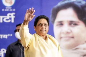 मायावती का बड़ा एलान, अकेले ही लड़ेंगे लोकसभा चुनाव