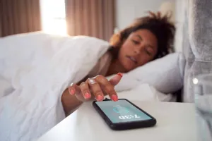 ये Alarm Clock Apps आपको उठाकर ही छोड़ेंगे; आज ही करे ट्राई