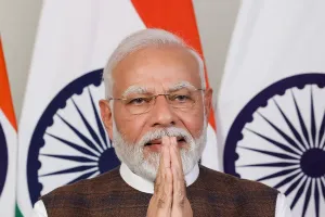 सरकार के 2 तोहफे: केंद्रीय कर्मियों के डीए से लेकर आम आदमी की रसोई तक…