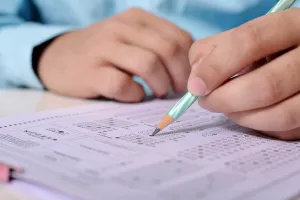 परीक्षा केंद्र के आसपास आम जनता के एकत्रित होने पर रोक