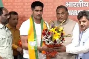 बॉक्सर विजेंदर सिंह कांग्रेस छोड़ बीजेपी में शामिल