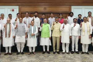 NDA गठबंधन की जेपी नड्डा के घर आज बैठक, चुनाव आयोग आज राष्ट्रपति को सौंपेगा सांसदों के नाम की लिस्ट