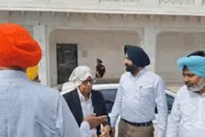 अमृतसर पहुंचे वित्त आयोग के चेयरमैन , गोल्डन टेंपल में टेका माथा