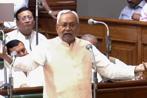 नीतीश कुमार के फिर बिगड़े बोले, सदन में MLA महिला  से बोले- महिला हो कुछ नहीं जानती, चुपचाप बैठ जाइए