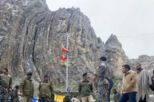  भारी बारिश के कारण रोकी गई अमरनाथ यात्रा 