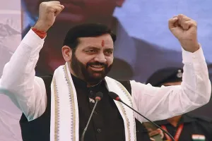  सफाई कर्मचारियों को लेकर CM ने किया बड़ा ऐलान ,2000 तक बढ़ा मानदेय
