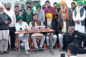 किसानों ने दिल्ली कूच टाला - केंद्र सरकार 14 फरवरी से पहले मीटिंग करे - पंधेर