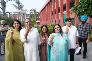 लुधियाना में उपचुनाव की वोटिंग हुई खत्म , 50 % से भी कम हुआ मतदान