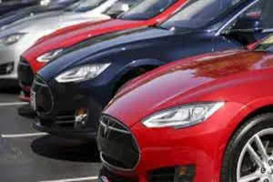 Buying Tesla's car of your favorite color will be expensive, you will have to pay a hefty amount for every color