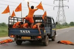 In Haryana, Kanwadiyas' pickup collided with high voltage wires: 2 died in agony, 15 youths were on board;