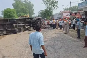 पंजाब में यात्रियों से भरी बस पलटी, 8 लोगों की मौत, 17 से अधिक गंभीर रूप से घायल