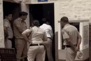 Ruckus over death in Hisar Police custody: Angry people locked the post