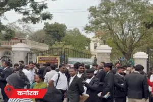 Threats received to bomb 7 courts in Gujarat and Karnataka; report of a bomb on a train in Uttar Pradesh.