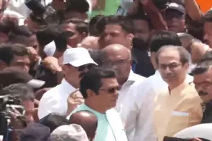 Uddhav and Raj Thackeray Lead Massive Joint Protest in Mumbai Against CEC Gyanesh Kumar, Demand Scrapping of SIR