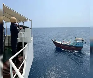 BREAKING: ₹3,000 Cr Narcotics Seized Near Lakshadweep; 5 Pakistani Smugglers Detained Onboard Iranian Vessel