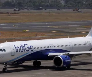 Mid-Air Emergency: Delhi-Bound IndiGo Flight Makes Emergency Landing in Goa Over Engine Failure