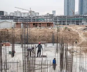 Gurugram Administration Freezes Bank Accounts of 71 Real Estate Builders Over ₹446 Crore HRERA Dues
