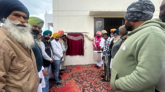 विधायक रणबीर सिंह भुल्लर ने गांव कमाल वाला खुर्द में प्राथमिक स्वास्थ्य केंद्र का उद्घाटन किया