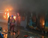 Fire breaks out in the Tatanagar-Ernakulam Express in Andhra Pradesh, 1 dead