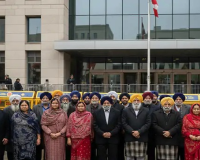 Major Blow to Punjabis! Canada Suspends Parents & Grandparents PR Until 2028.