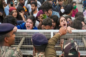 Posters of Naxalism were waved at India Gate: slogans of Lal Salam and Amar Rahe were chanted