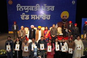 606 employees received appointment letters in Punjab: CM Mann handed them over