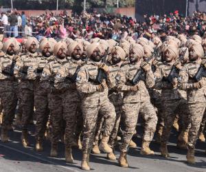 Republic Day: Power Display at Kartavya Path — ALH Dhruv’s Strike, Bhishma & Arjun Tanks, and the Roar of Bhairav Battalion 